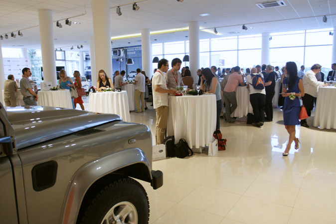 «АвтоПассаж» обновил центр Jaguar Land Rover