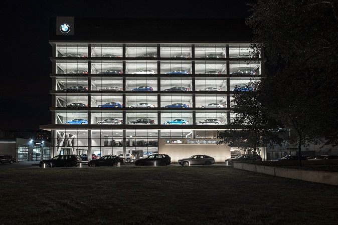 «Рольф» инвестировал в третий салон BMW