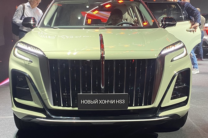 Hongqi расширил модельный ряд и рассказал о планах