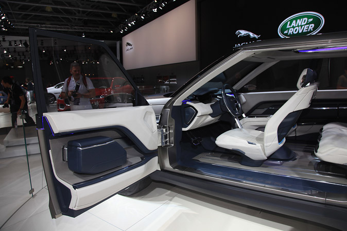 Концепт Land Rover Discovery Vision на Московском международном автосалоне-2014