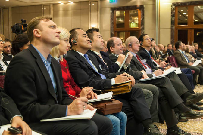 Пресс-конференция комитета автопроизводителей АЕБ по итогам 2013 года